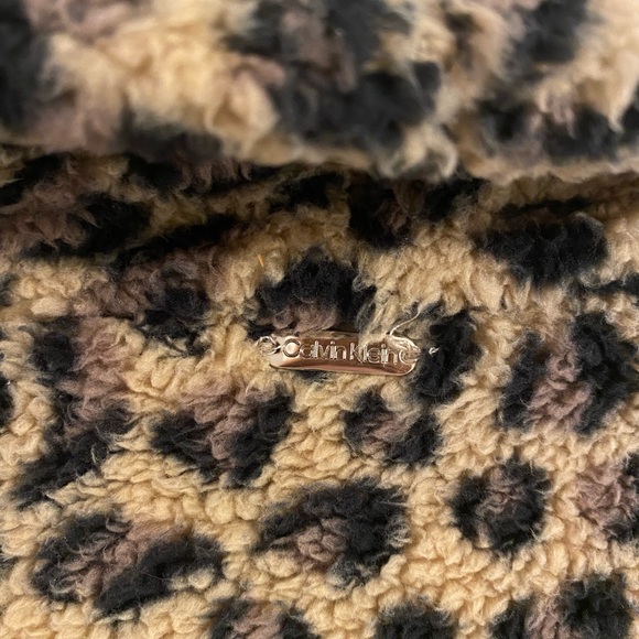 Calvin Klein Cheetah Print Sweater - Picture 5 of 5